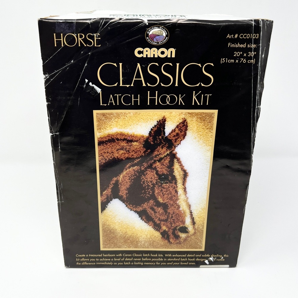 Caron Classics Latch Hook Rug Kit CC0103 HORSE 20x30 Equestrian NEW